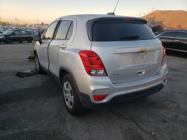 Photo 2 VIN: 3GNCJKSBXJL296645 - CHEVROLET TRAX LS 