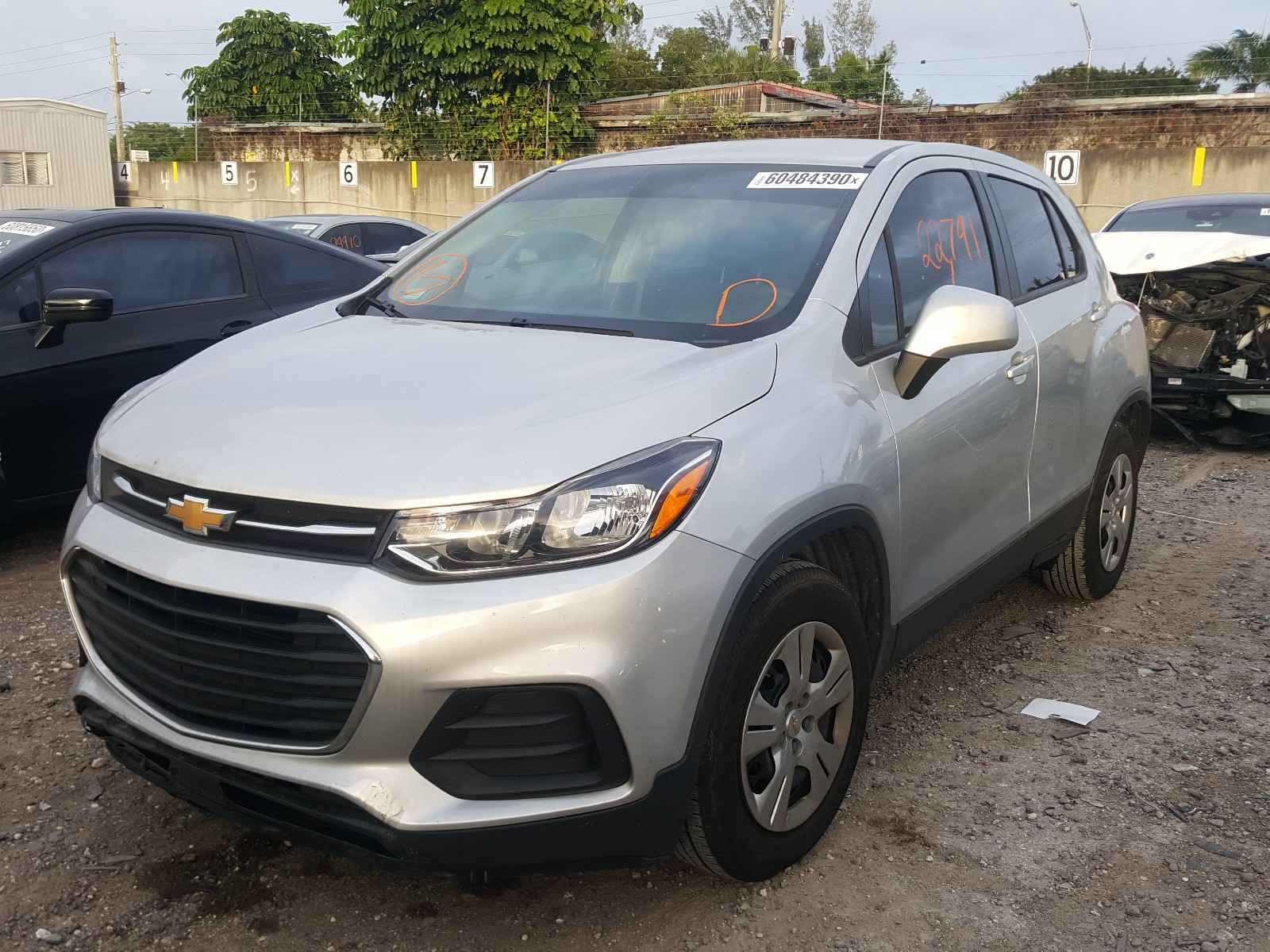 Photo 1 VIN: 3GNCJKSBXKL181562 - CHEVROLET TRAX LS 