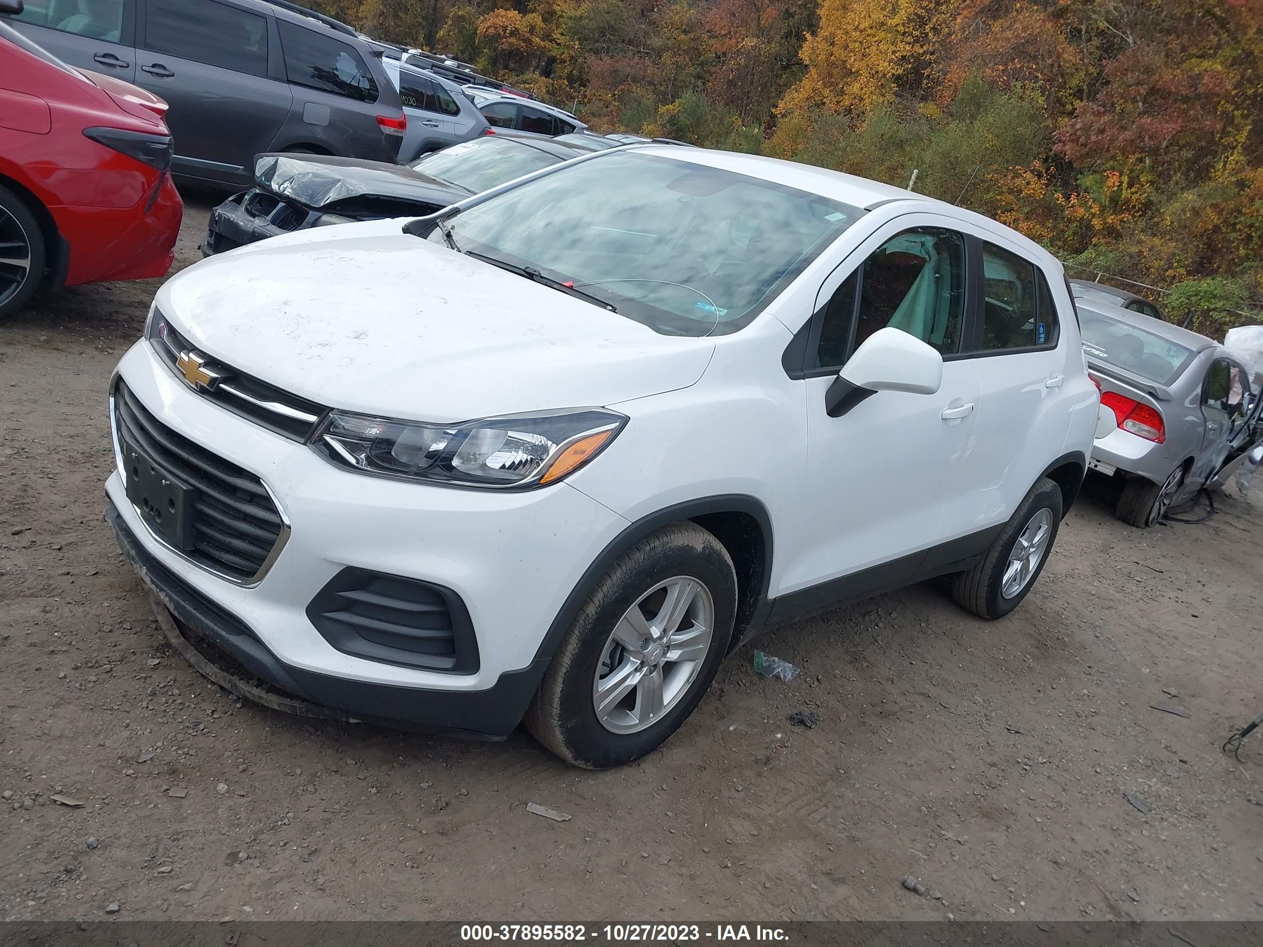 Photo 1 VIN: 3GNCJKSBXKL304423 - CHEVROLET TRAX 