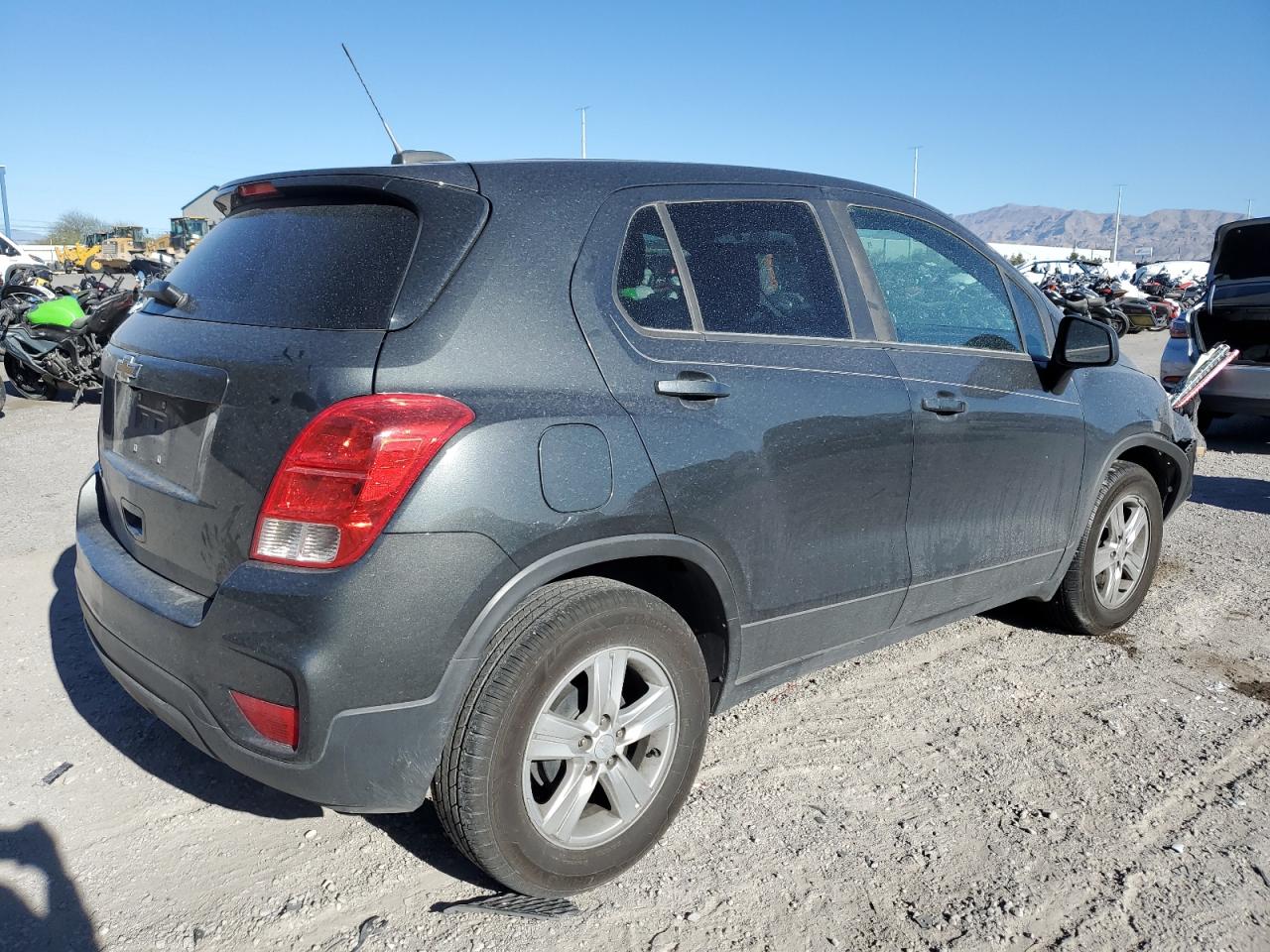 Photo 2 VIN: 3GNCJKSBXLL125316 - CHEVROLET TRAX 