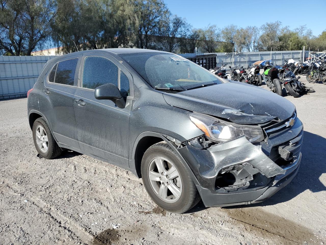 Photo 3 VIN: 3GNCJKSBXLL125316 - CHEVROLET TRAX 