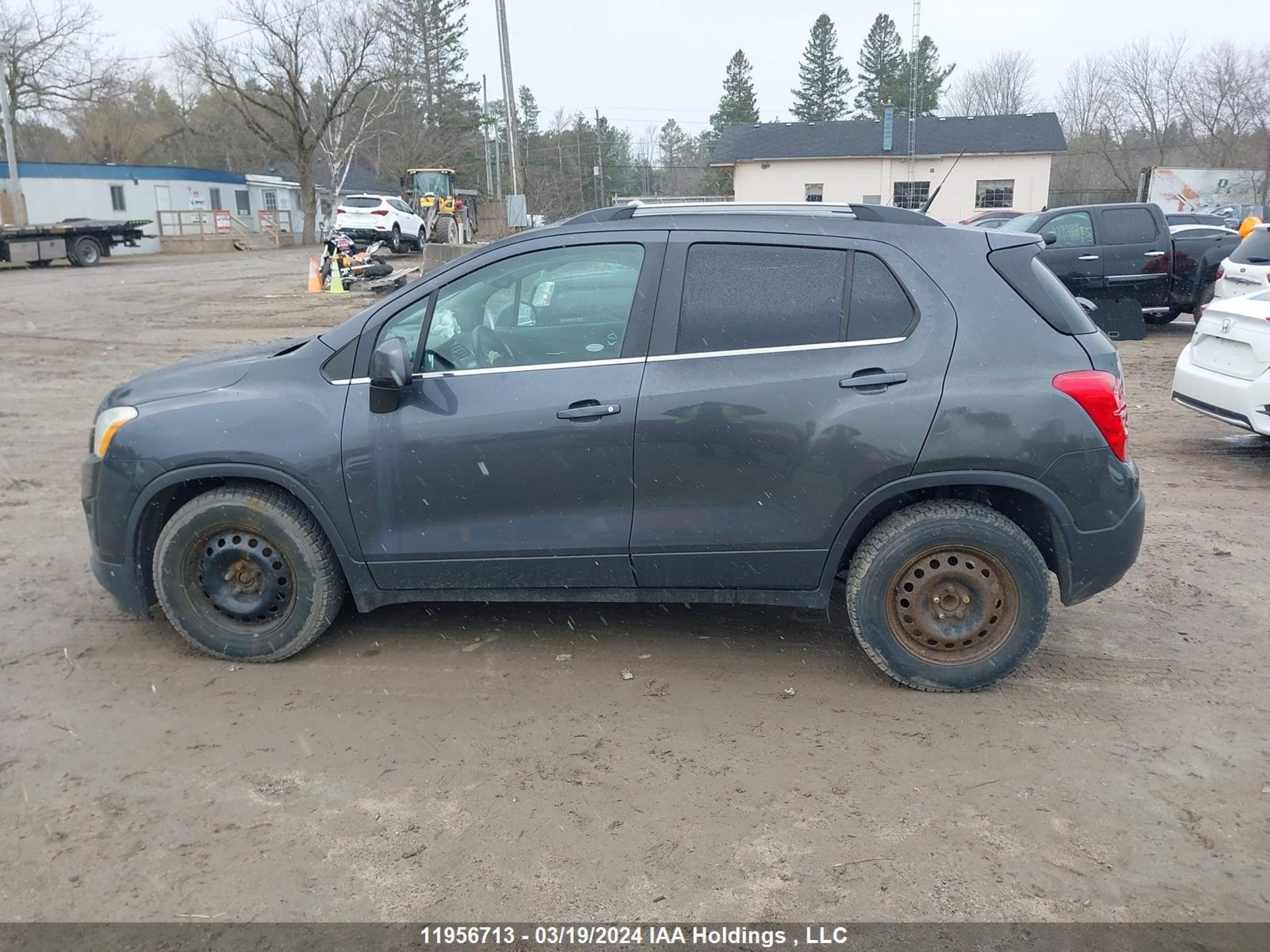 Photo 2 VIN: 3GNCJLEB6EL226597 - CHEVROLET TRAX 