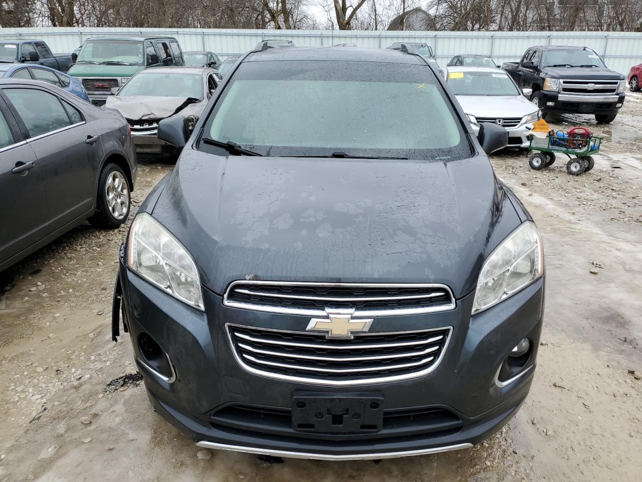 Photo 4 VIN: 3GNCJLSB0GL163620 - CHEVROLET TRAX 