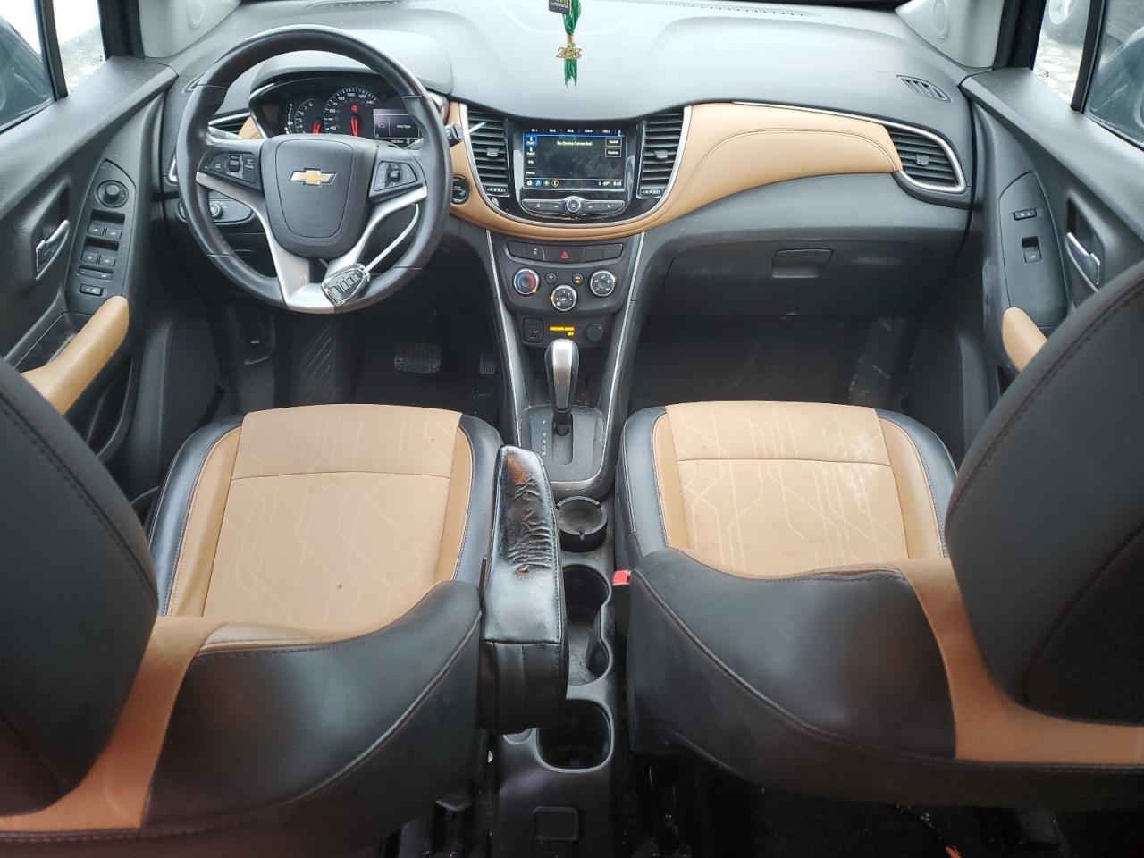 Photo 7 VIN: 3GNCJLSB0JL157680 - CHEVROLET TRAX 