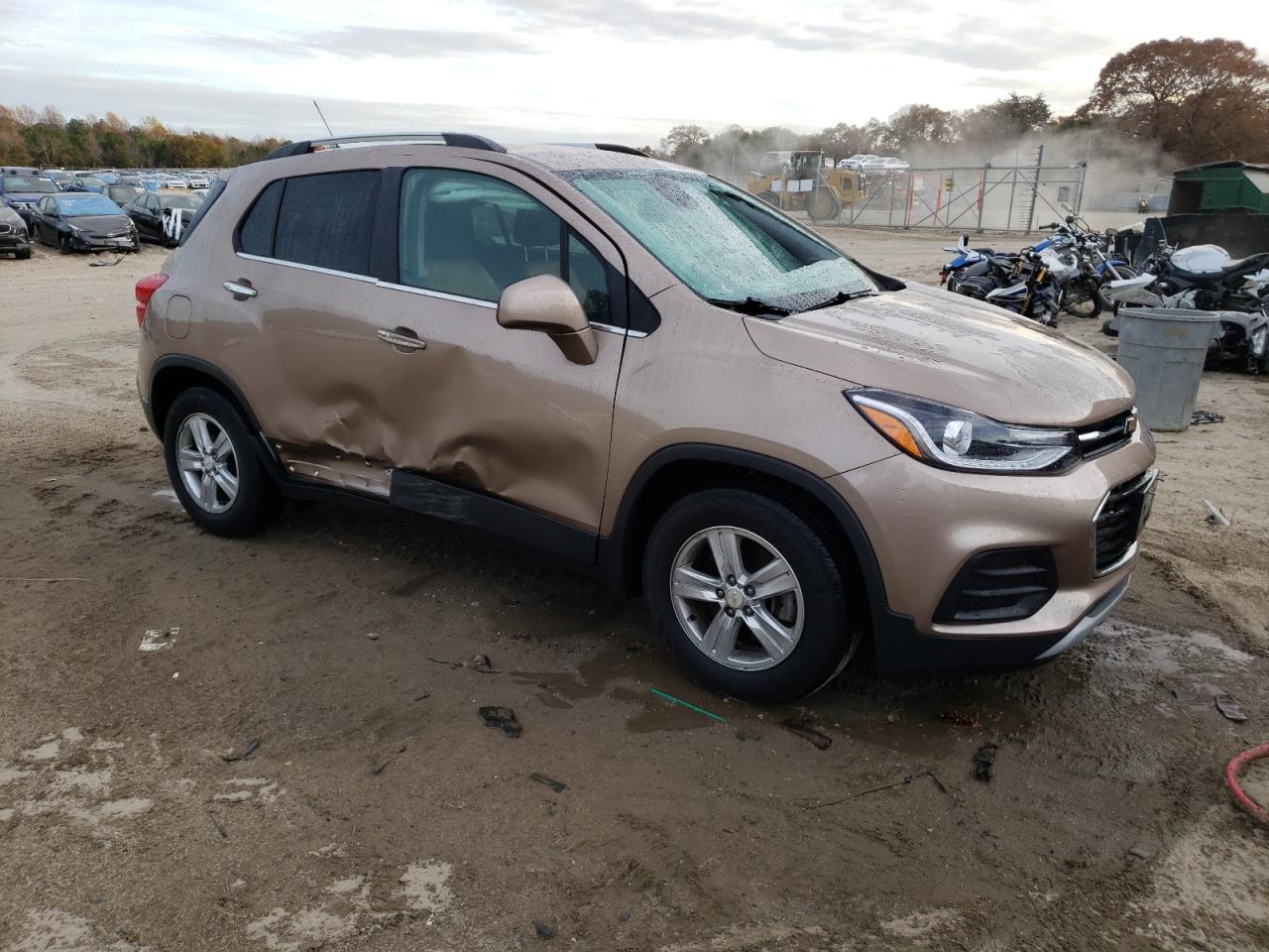 Photo 3 VIN: 3GNCJLSB0JL244270 - CHEVROLET TRAX 