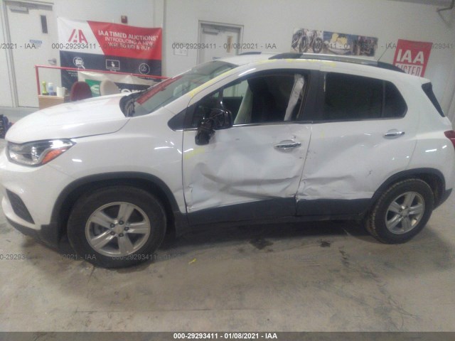 Photo 5 VIN: 3GNCJLSB0KL340269 - CHEVROLET TRAX 