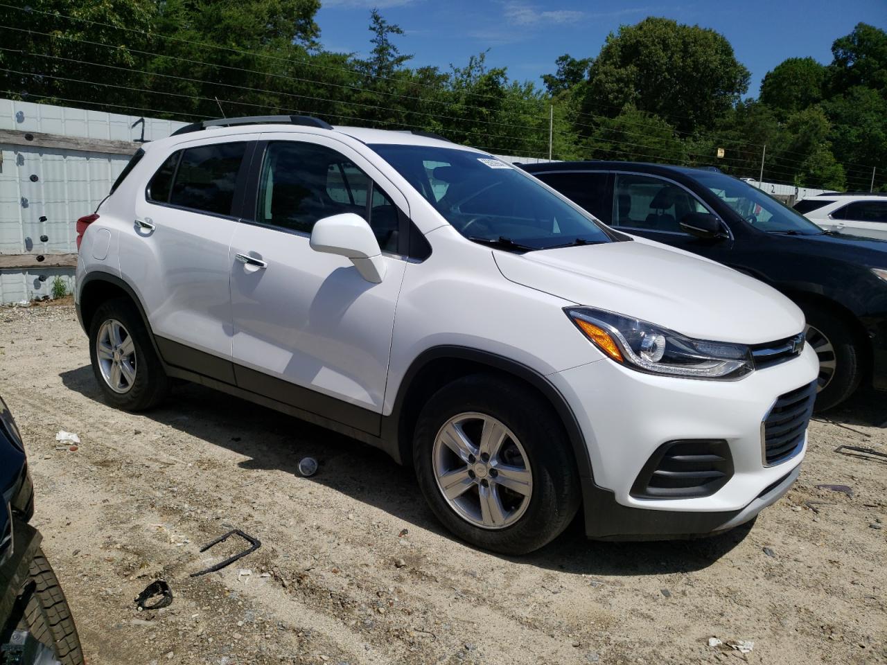 Photo 3 VIN: 3GNCJLSB0LL334361 - CHEVROLET TRAX 