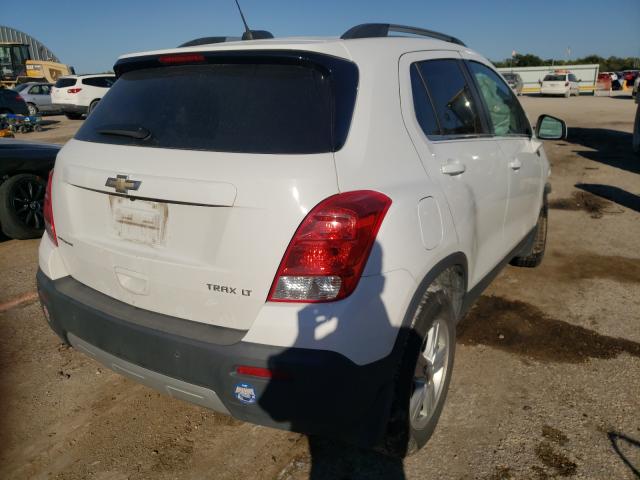 Photo 3 VIN: 3GNCJLSB1GL126124 - CHEVROLET TRAX 1LT 