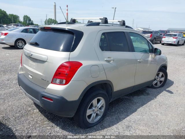 Photo 3 VIN: 3GNCJLSB1GL268554 - CHEVROLET TRAX 