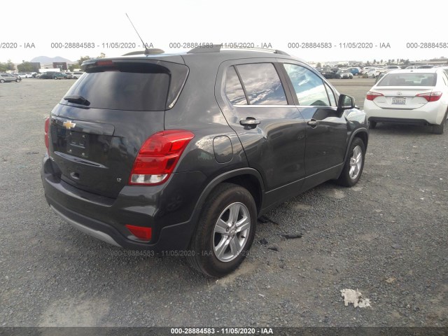 Photo 3 VIN: 3GNCJLSB1JL290013 - CHEVROLET TRAX 