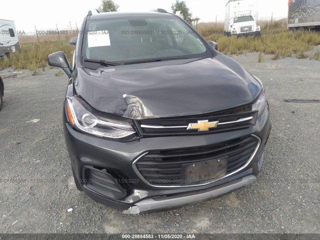 Photo 5 VIN: 3GNCJLSB1JL290013 - CHEVROLET TRAX 