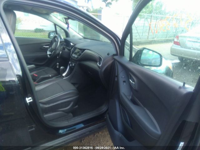 Photo 4 VIN: 3GNCJLSB1JL356463 - CHEVROLET TRAX 