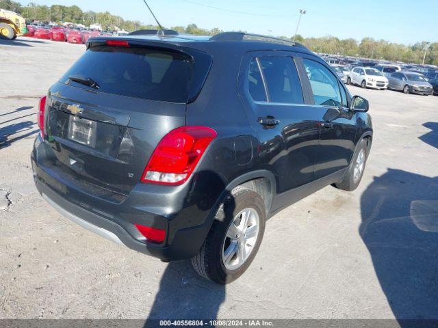 Photo 3 VIN: 3GNCJLSB1JL366667 - CHEVROLET TRAX 