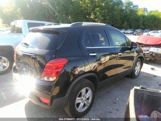 Photo 3 VIN: 3GNCJLSB1JL377278 - CHEVROLET TRAX 