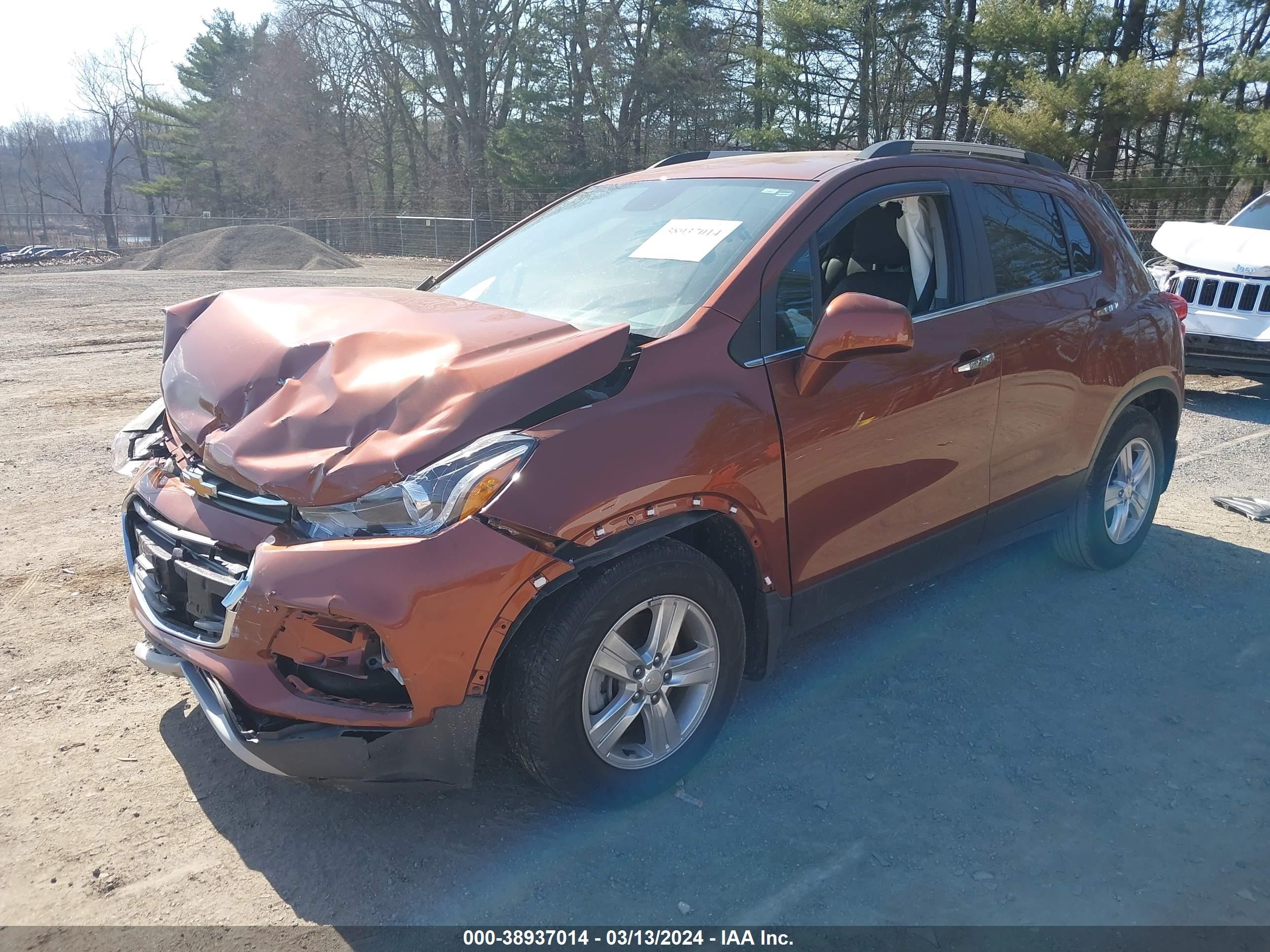 Photo 1 VIN: 3GNCJLSB1KL235109 - CHEVROLET TRAX 