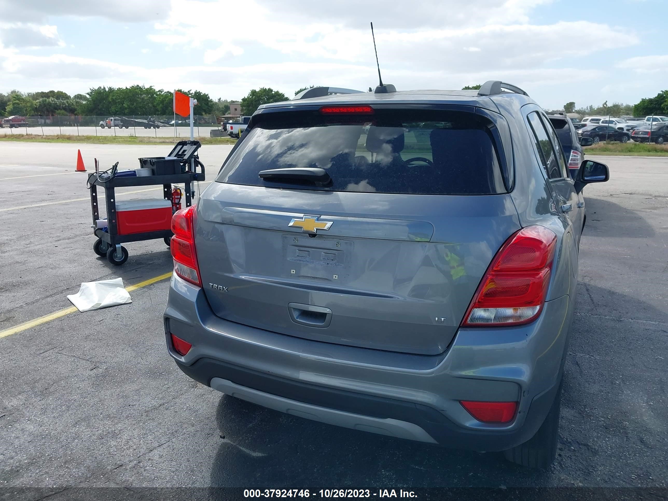 Photo 15 VIN: 3GNCJLSB1LL333140 - CHEVROLET TRAX 