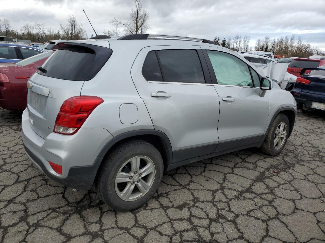 Photo 2 VIN: 3GNCJLSB1LL339830 - CHEVROLET TRAX 