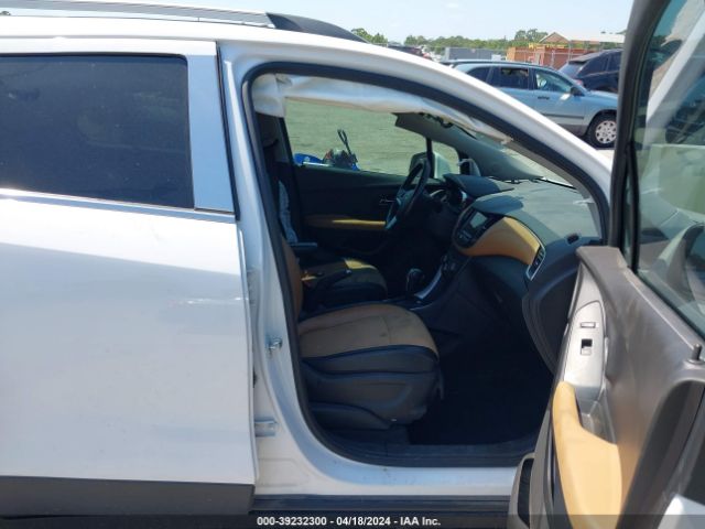 Photo 4 VIN: 3GNCJLSB2JL199560 - CHEVROLET TRAX 