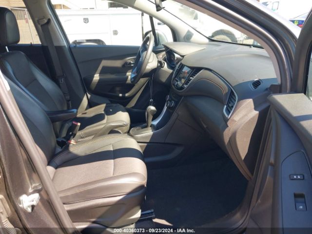 Photo 4 VIN: 3GNCJLSB2KL333159 - CHEVROLET TRAX 