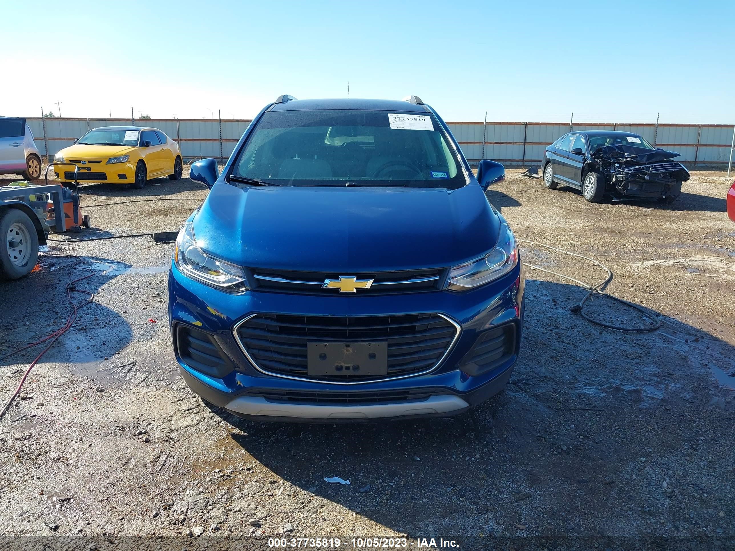 Photo 12 VIN: 3GNCJLSB2LL325810 - CHEVROLET TRAX 