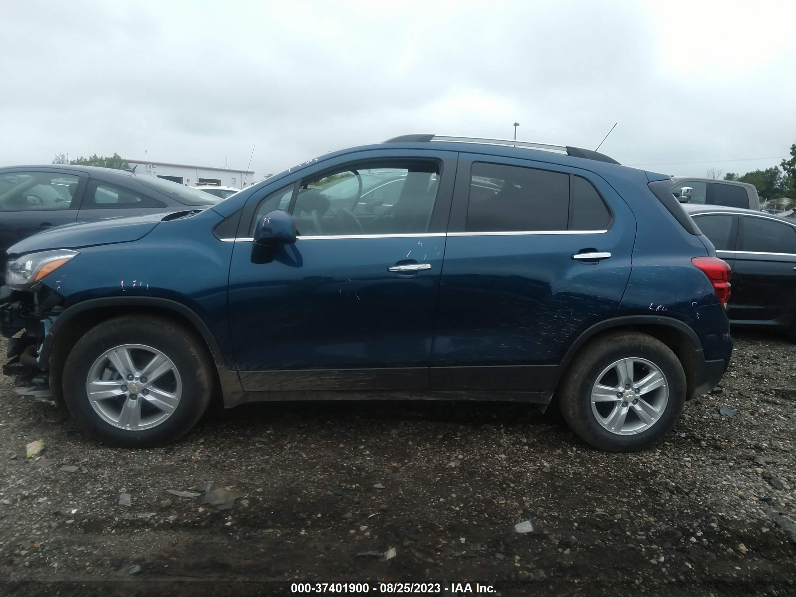 Photo 13 VIN: 3GNCJLSB2LL337844 - CHEVROLET TRAX 