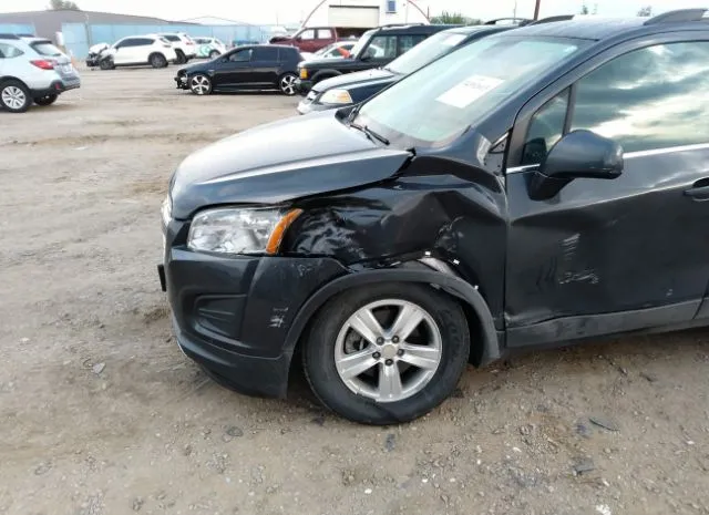 Photo 5 VIN: 3GNCJLSB3GL185806 - CHEVROLET TRAX 