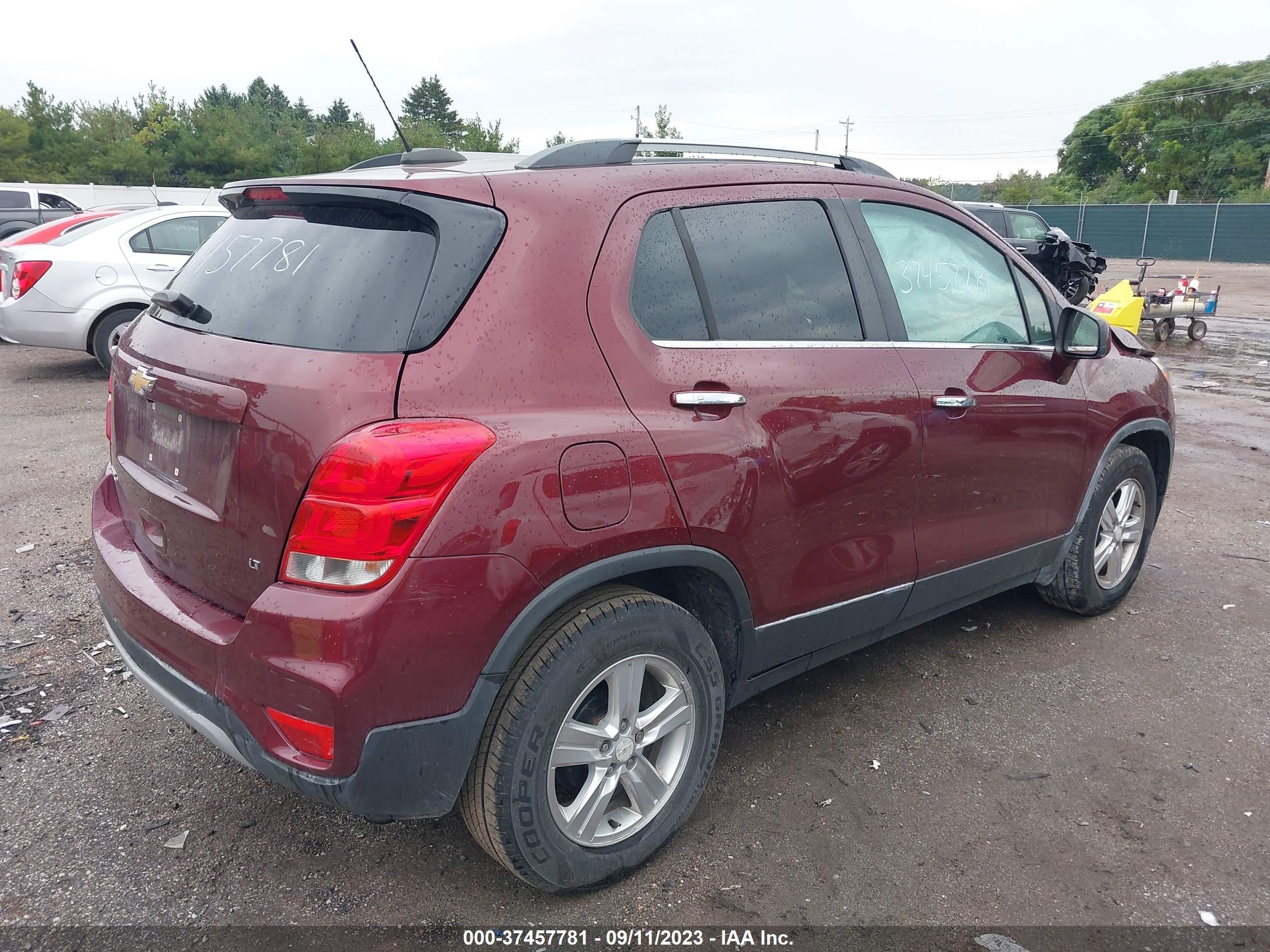 Photo 3 VIN: 3GNCJLSB3HL148384 - CHEVROLET TRAX 