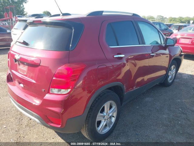 Photo 3 VIN: 3GNCJLSB3JL272256 - CHEVROLET TRAX 