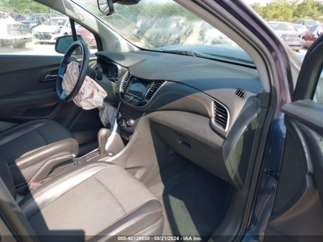 Photo 4 VIN: 3GNCJLSB3JL316403 - CHEVROLET TRAX 