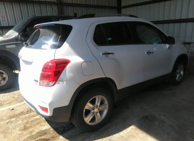 Photo 3 VIN: 3GNCJLSB3KL153673 - CHEVROLET TRAX 