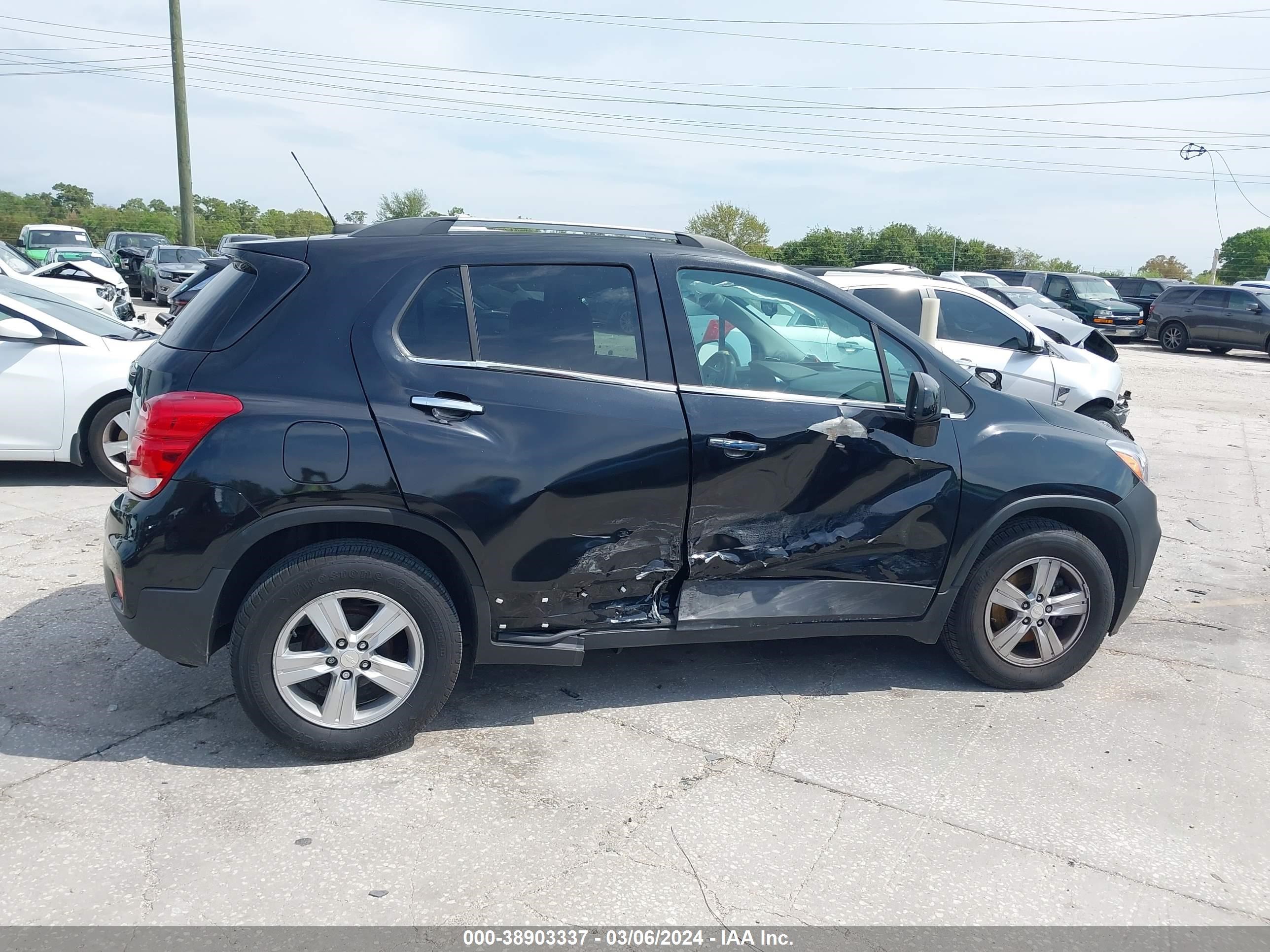 Photo 12 VIN: 3GNCJLSB3KL374433 - CHEVROLET TRAX 