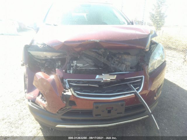 Photo 5 VIN: 3GNCJLSB4GL121418 - CHEVROLET TRAX 