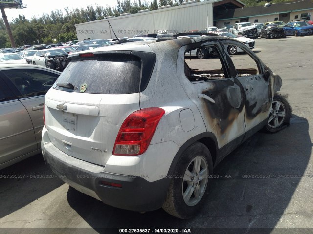 Photo 3 VIN: 3GNCJLSB4GL185653 - CHEVROLET TRAX 