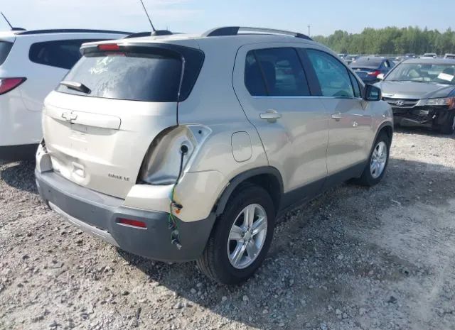 Photo 3 VIN: 3GNCJLSB4GL248282 - CHEVROLET TRAX 