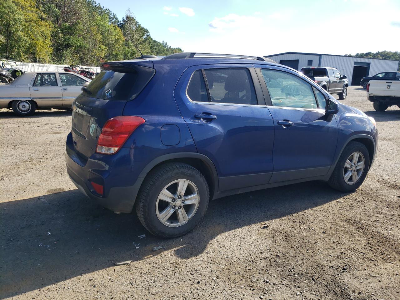 Photo 2 VIN: 3GNCJLSB4HL166134 - CHEVROLET TRAX 