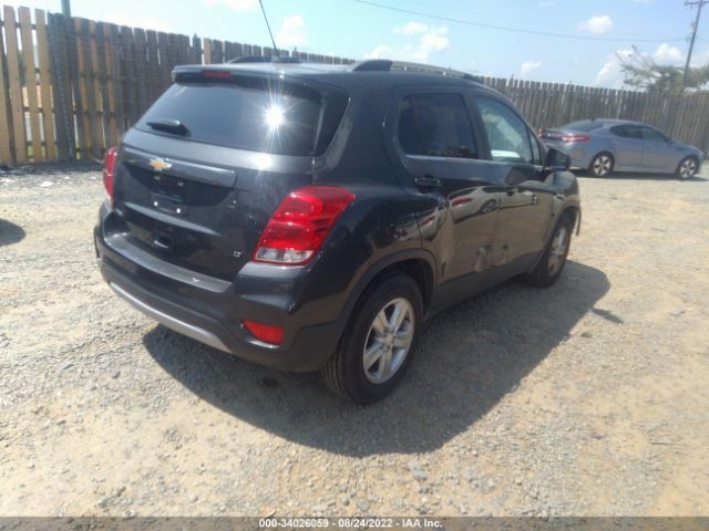 Photo 3 VIN: 3GNCJLSB4JL292399 - CHEVROLET TRAX 