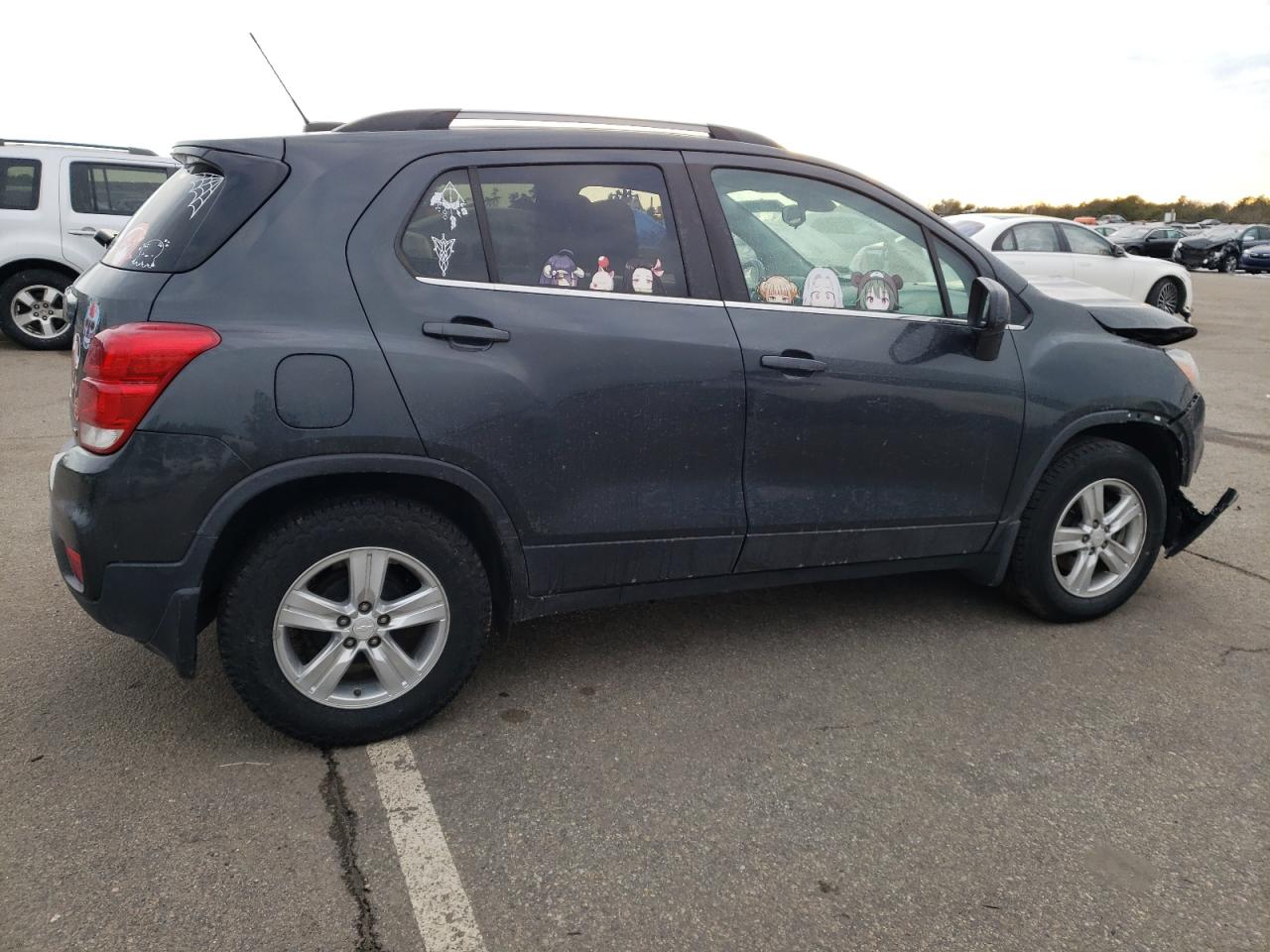 Photo 2 VIN: 3GNCJLSB4JL328379 - CHEVROLET TRAX 