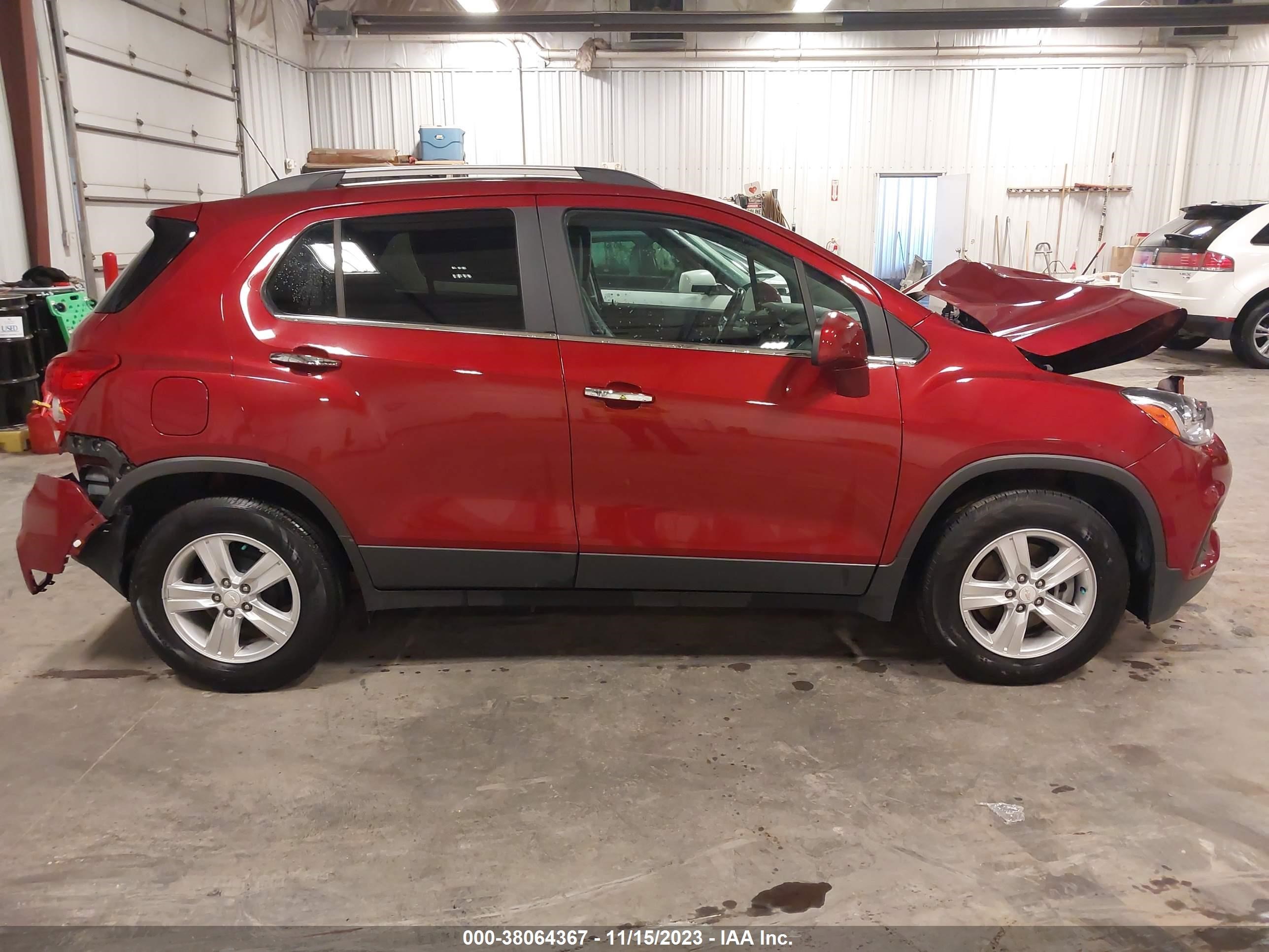 Photo 13 VIN: 3GNCJLSB4LL110011 - CHEVROLET TRAX 