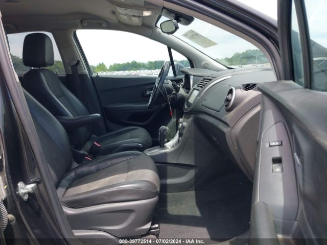 Photo 4 VIN: 3GNCJLSB5FL242795 - CHEVROLET TRAX 