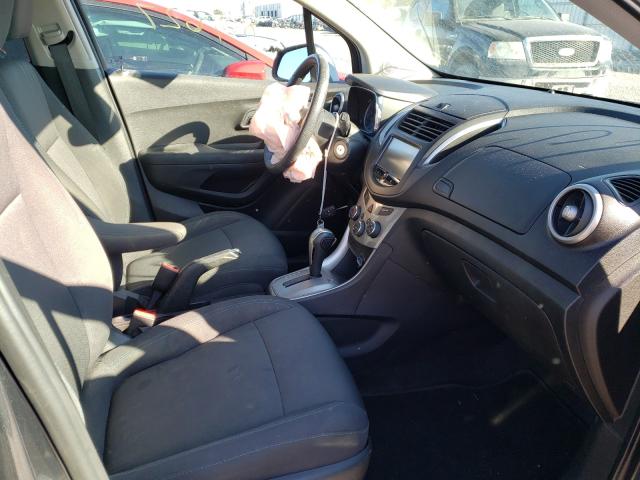 Photo 4 VIN: 3GNCJLSB6GL166375 - CHEVROLET TRAX 1LT 