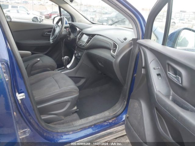 Photo 4 VIN: 3GNCJLSB6HL172663 - CHEVROLET TRAX 