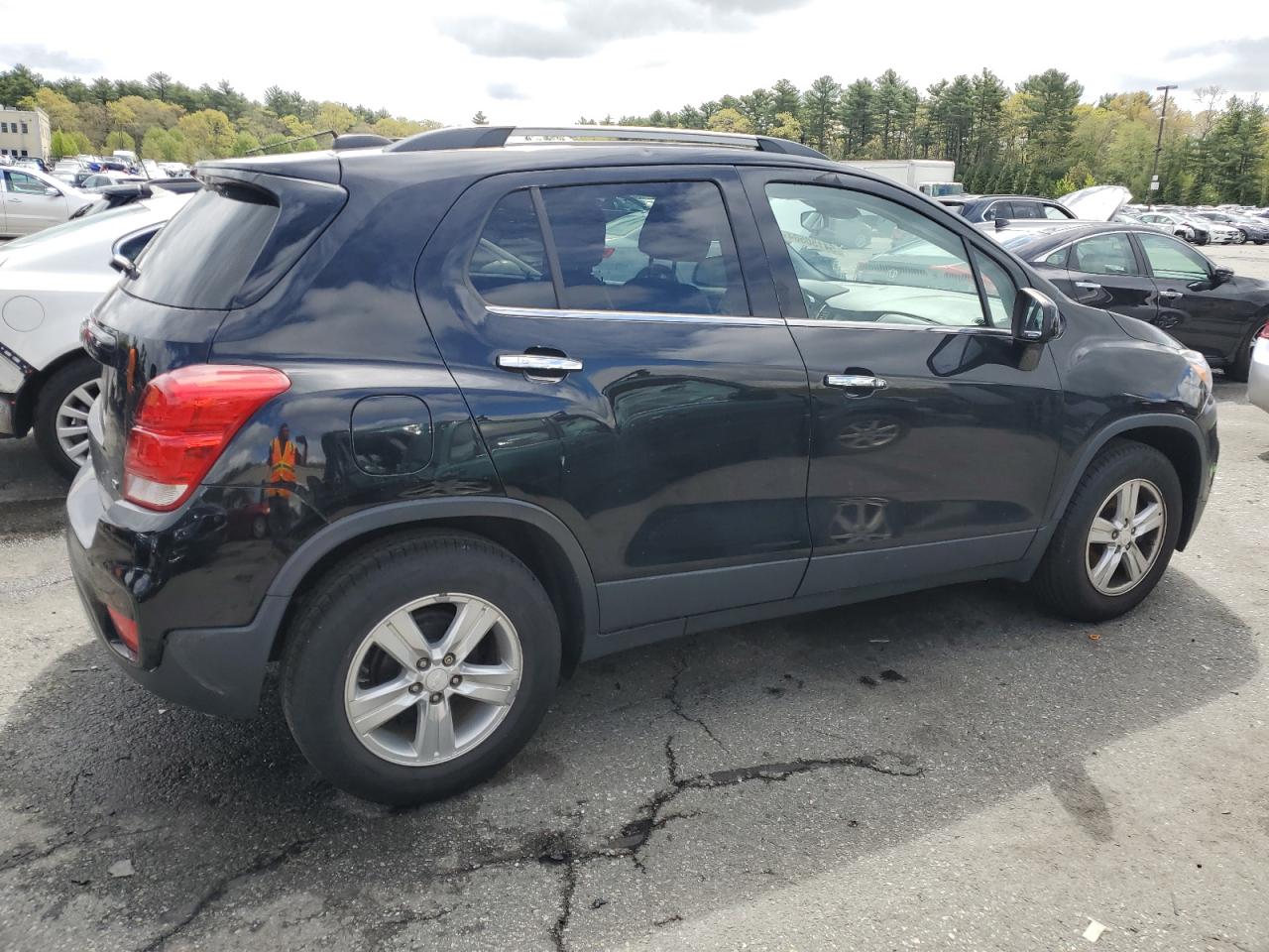 Photo 2 VIN: 3GNCJLSB6HL290275 - CHEVROLET TRAX 