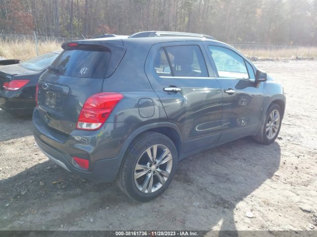 Photo 3 VIN: 3GNCJLSB6KL338333 - CHEVROLET TRAX 