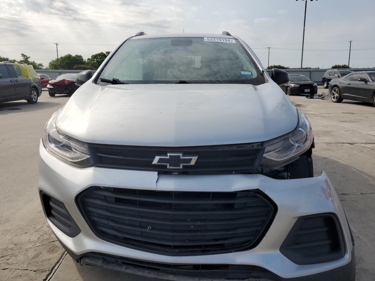 Photo 4 VIN: 3GNCJLSB6KL343564 - CHEVROLET TRAX 