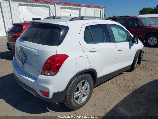 Photo 3 VIN: 3GNCJLSB6LL300070 - CHEVROLET TRAX 