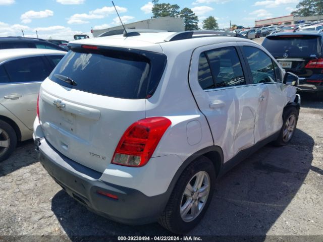 Photo 3 VIN: 3GNCJLSB7FL251711 - CHEVROLET TRAX 