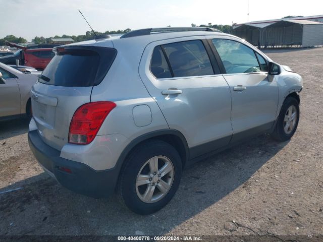 Photo 3 VIN: 3GNCJLSB7GL271913 - CHEVROLET TRAX 