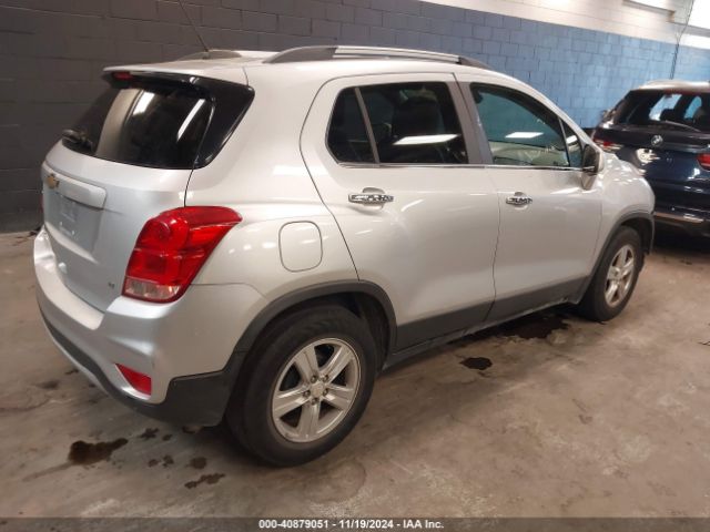 Photo 3 VIN: 3GNCJLSB7HL281908 - CHEVROLET TRAX 