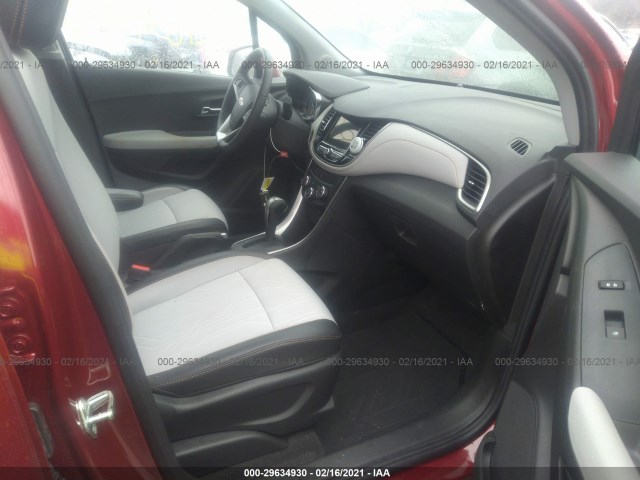 Photo 4 VIN: 3GNCJLSB7JL384459 - CHEVROLET TRAX 