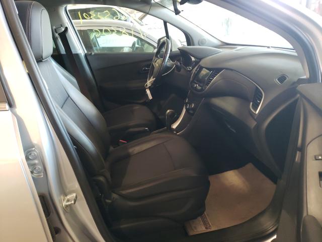 Photo 4 VIN: 3GNCJLSB7KL206455 - CHEVROLET TRAX 1LT 